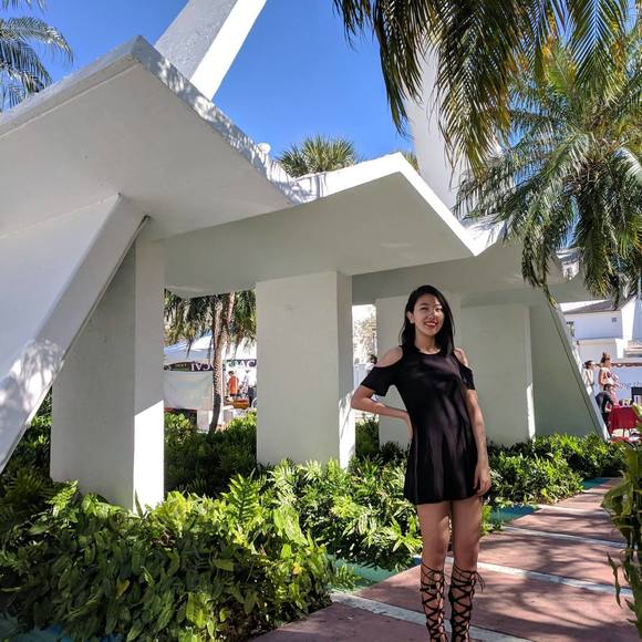 Meet your Posher, Lucy - Picture 1 of 1